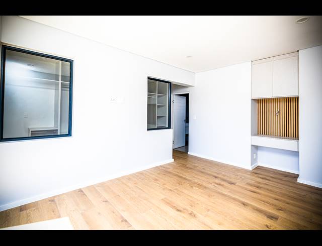 4 BEDROOM FREEHOLD FOR SALE IN SANDOWN